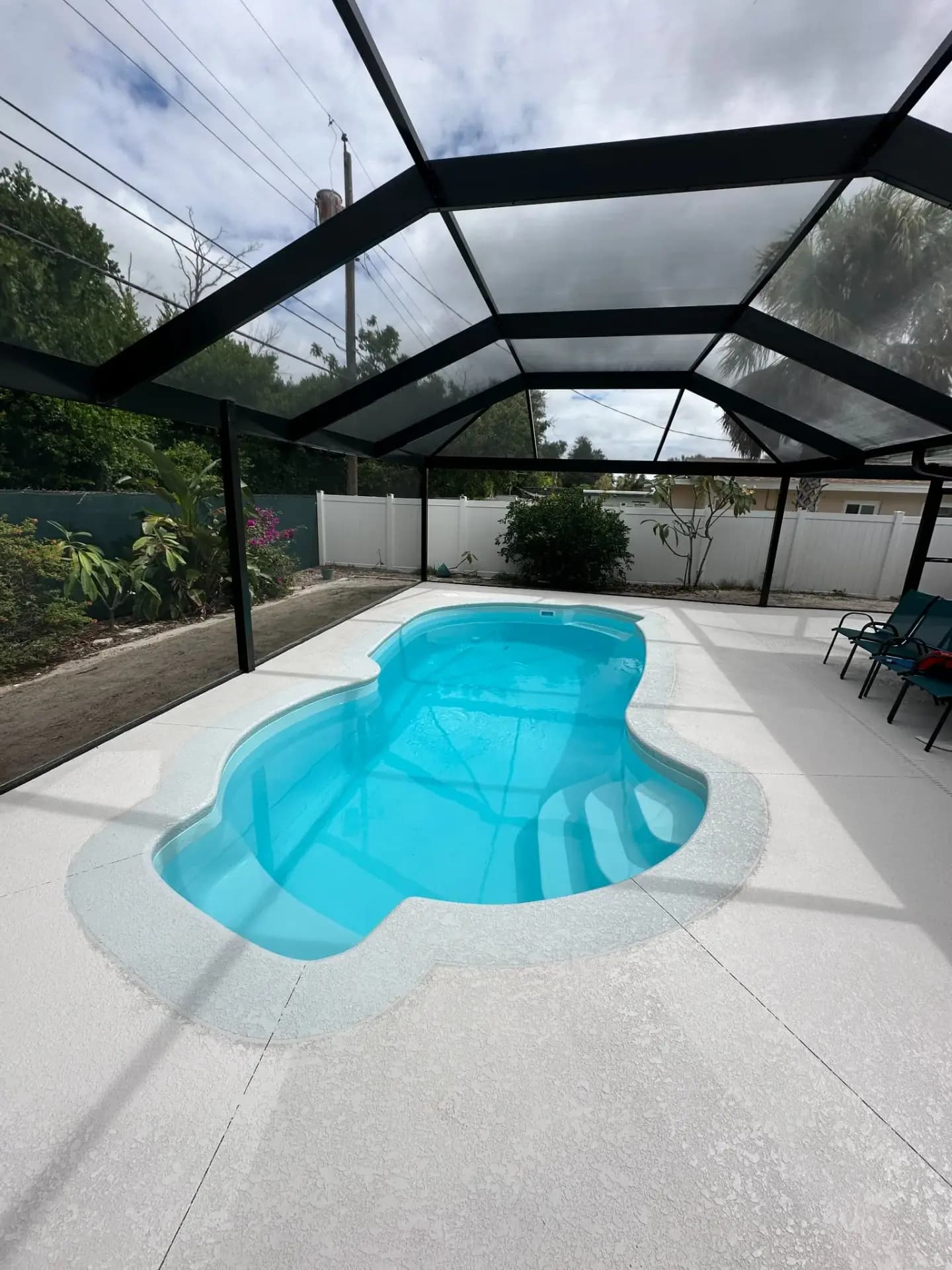 Costa Rica fiberglass pool